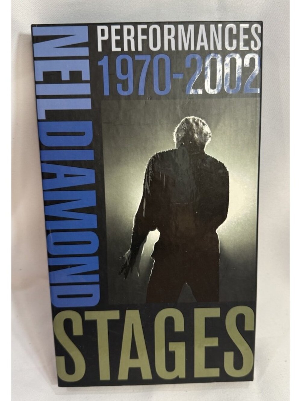 Neil Diamond Stages Performances 1970 - 2002 6 Disc Set 5 CDs + 1 DVD & Book *T9